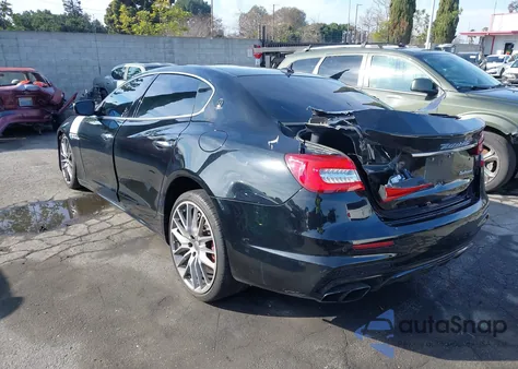 2017 Maserati Quattroporte Gts Gransport z USA, uszkodzony, nr VIN ZAM56PPS4H1236611